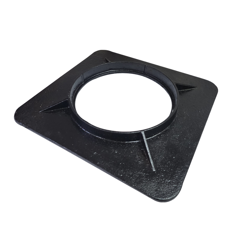 SHROUD BASE PLATE right